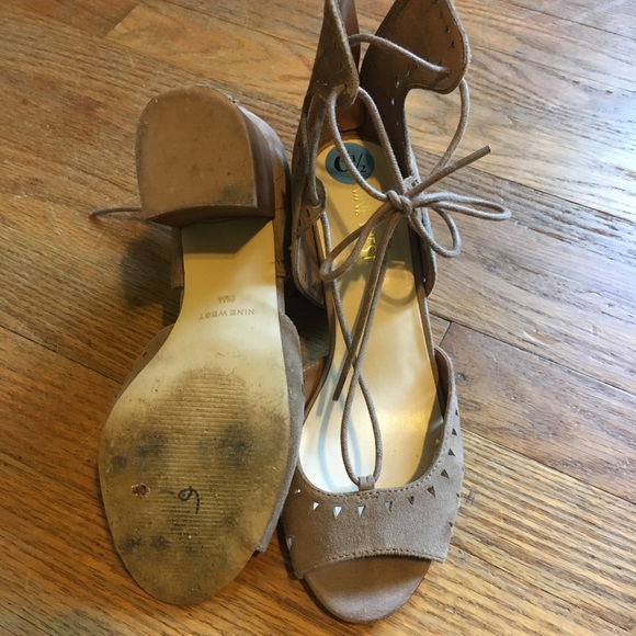 Nine West lace-up block heels - Picture 2 of 4